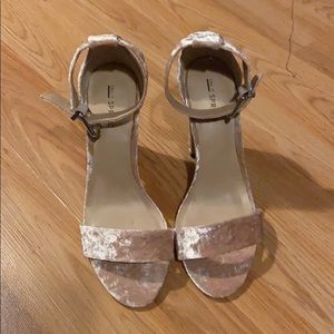 Cute pink velvet heels worn once